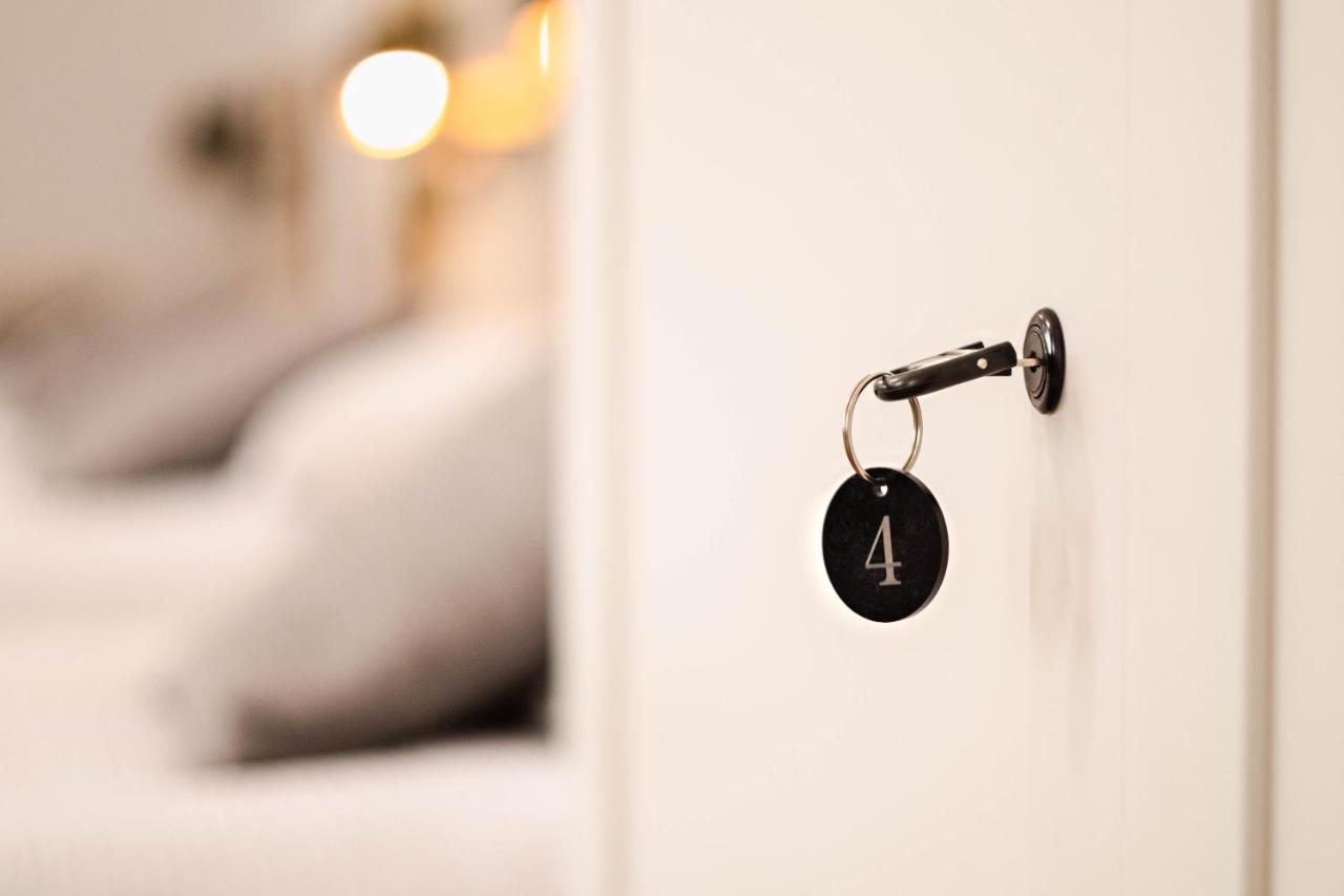 The Host Hostel Парма Екстериор снимка