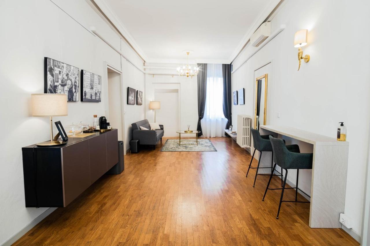 The Host Hostel Парма Екстериор снимка