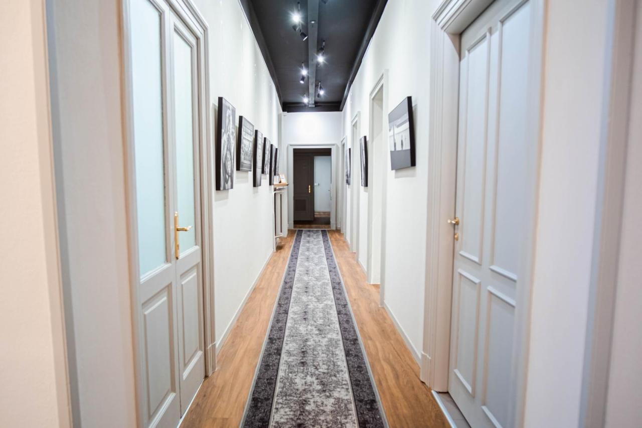 The Host Hostel Парма Екстериор снимка