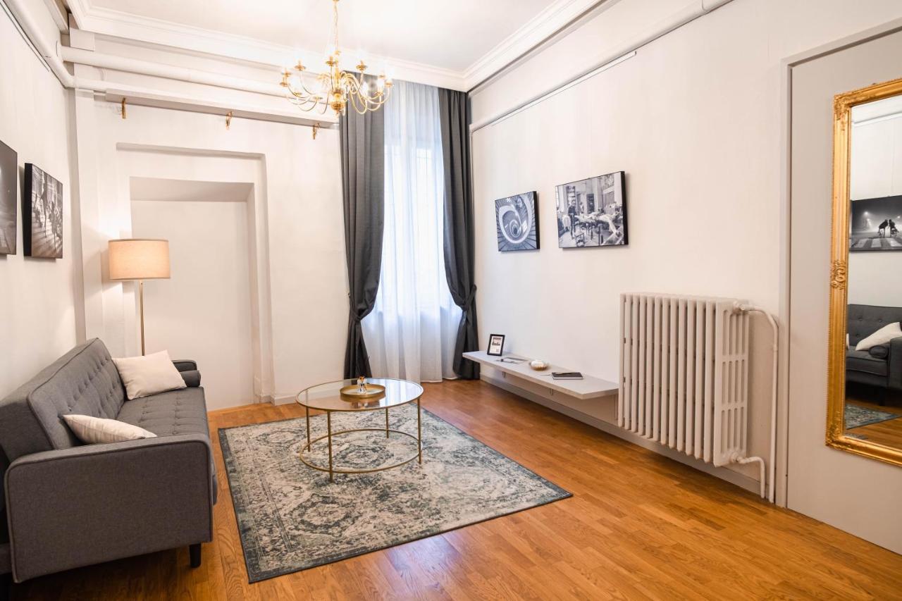 The Host Hostel Парма Екстериор снимка