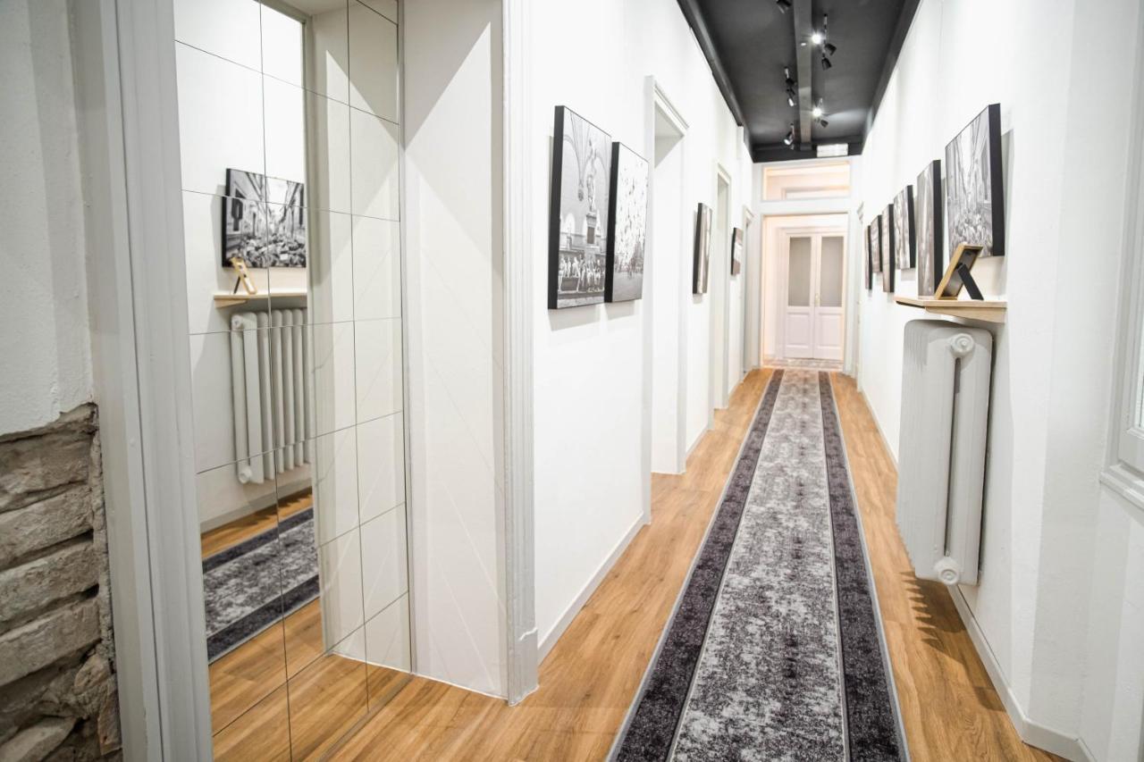 The Host Hostel Парма Екстериор снимка