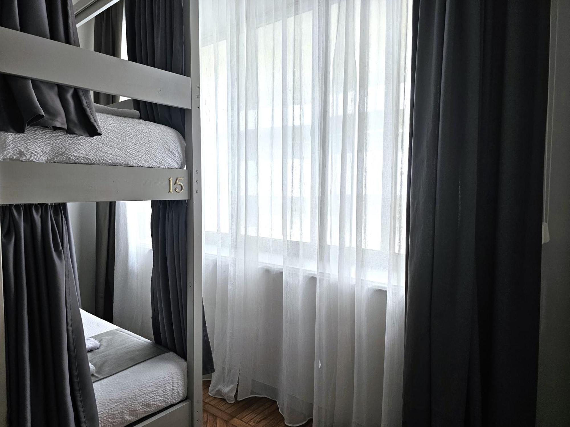The Host Hostel Парма Екстериор снимка